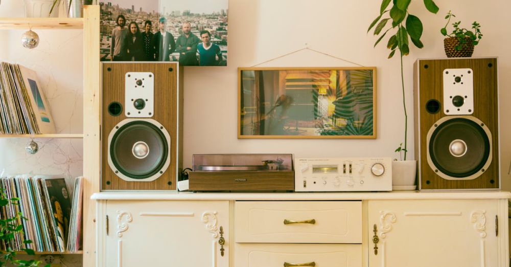 External Speakers - Retro home interior featuring vintage stereo, speakers, and houseplants for cozy atmosphere.