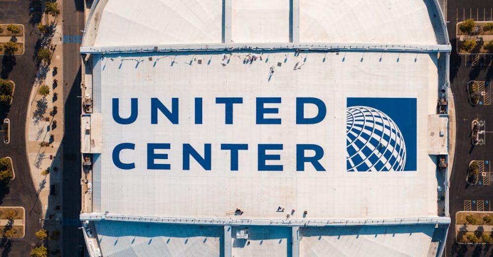 Popular Sites - Aerial shot of the United Center, a major sports arena in Chicago.