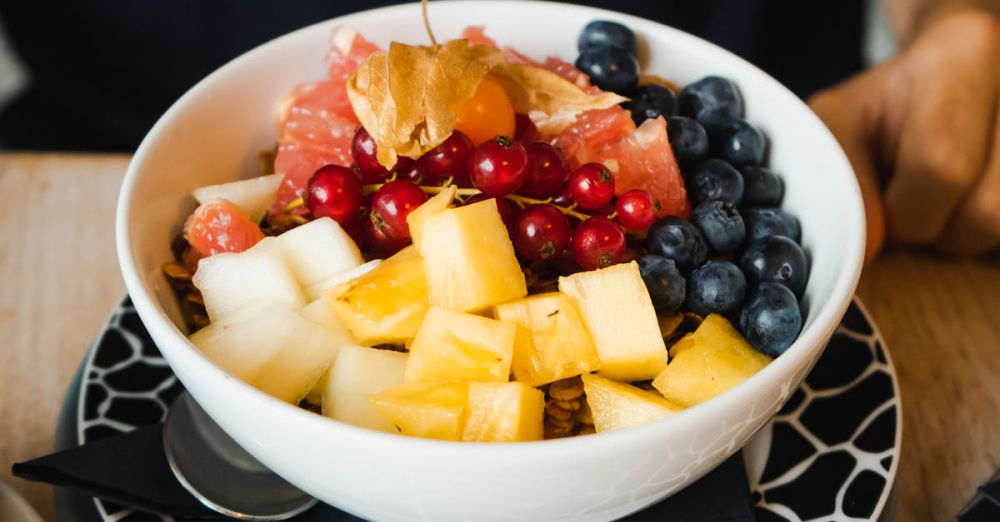 Detox Spas - A bowl of fruit and berries on a plate