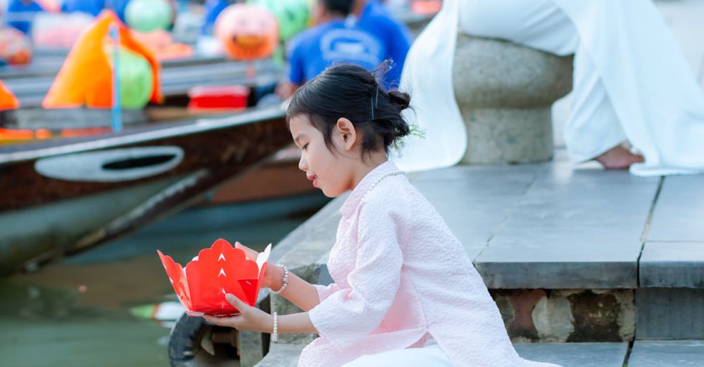 Festival Preparation - Free stock photo of ao dai, asian girl, beautiful girl